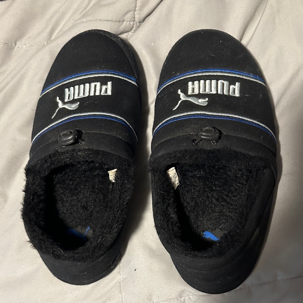 Puma Black Slippers with Blue Stripes